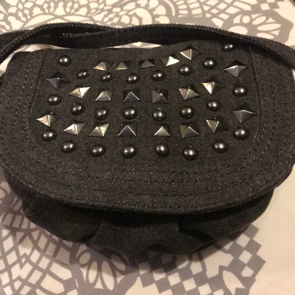 Gently Used Olsenboye Small Crossbody